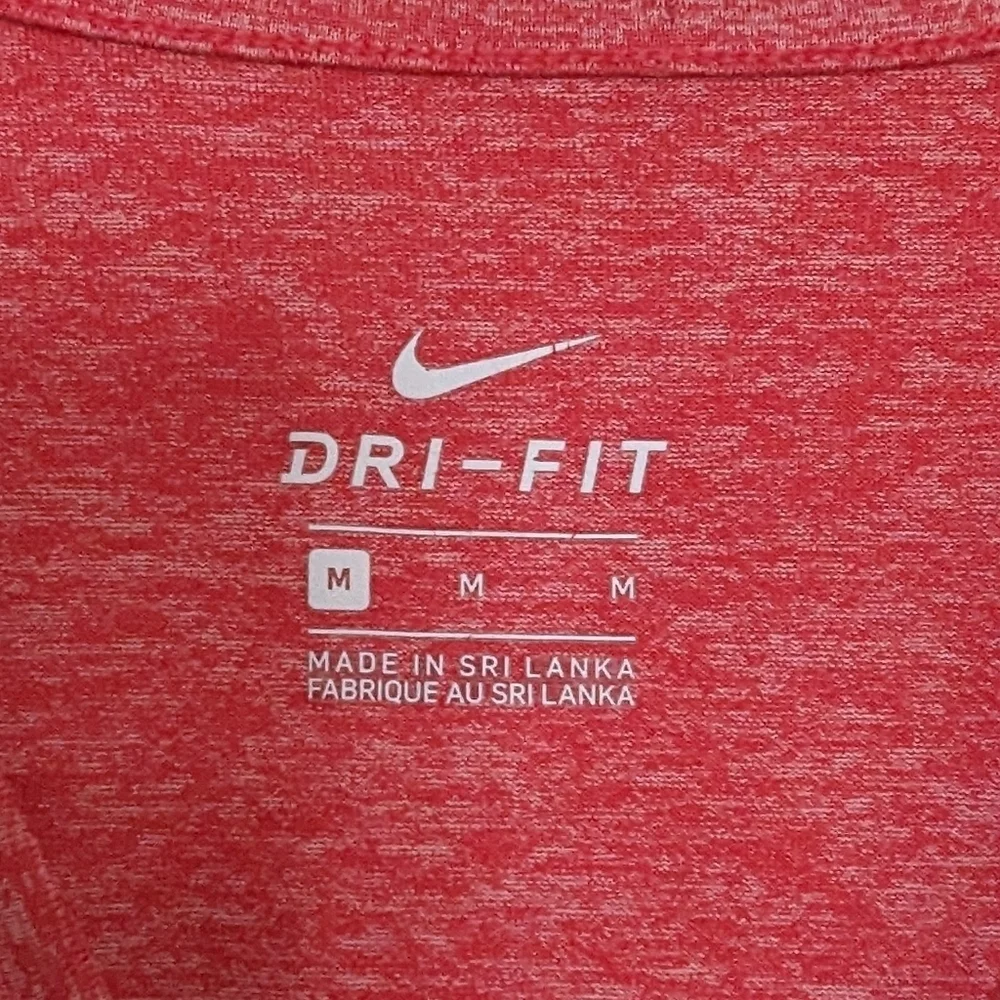 Nike Women's Red Heathered Sleeveless Tank Top